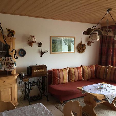 Ferienwohnung Familie Zuck Missen Wilhams Bagian luar foto